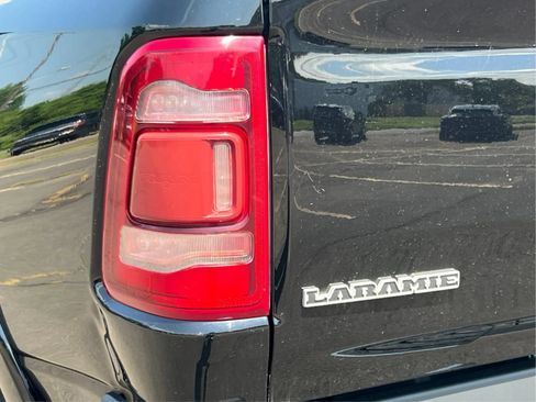Used 2020 RAM 1500 Laramie AWD/4WD image 32