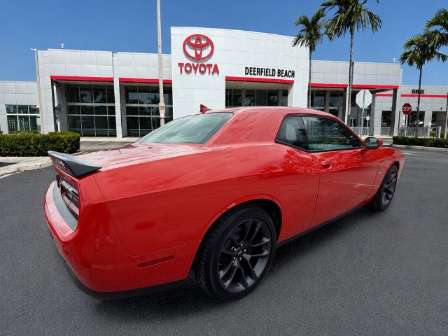 Used 2023 Dodge Challenger R/T Scat Pack RWD image 9