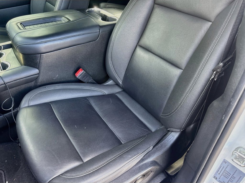 Used 2023 Chevrolet Tahoe LT w/ Luxury Package AWD/4WD image 20