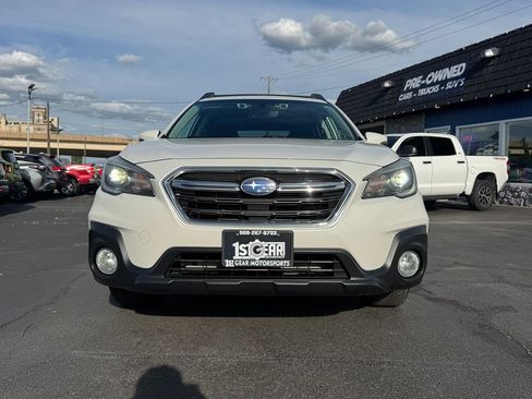 Used 2019 Subaru Outback 3.6R Limited w/ Popular Package #2 AWD/4WD image 2