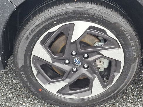 Certified 2025 Subaru Crosstrek 2.5i Limited image 9