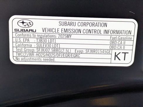 Certified 2025 Subaru Crosstrek 2.5i Limited w/ Crosstrek Mirror Package image 22