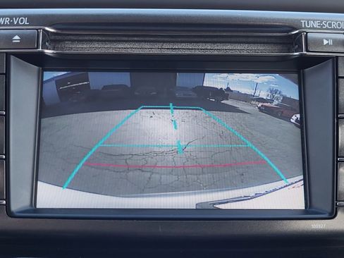 Used 2014 Toyota RAV4 LE image 32