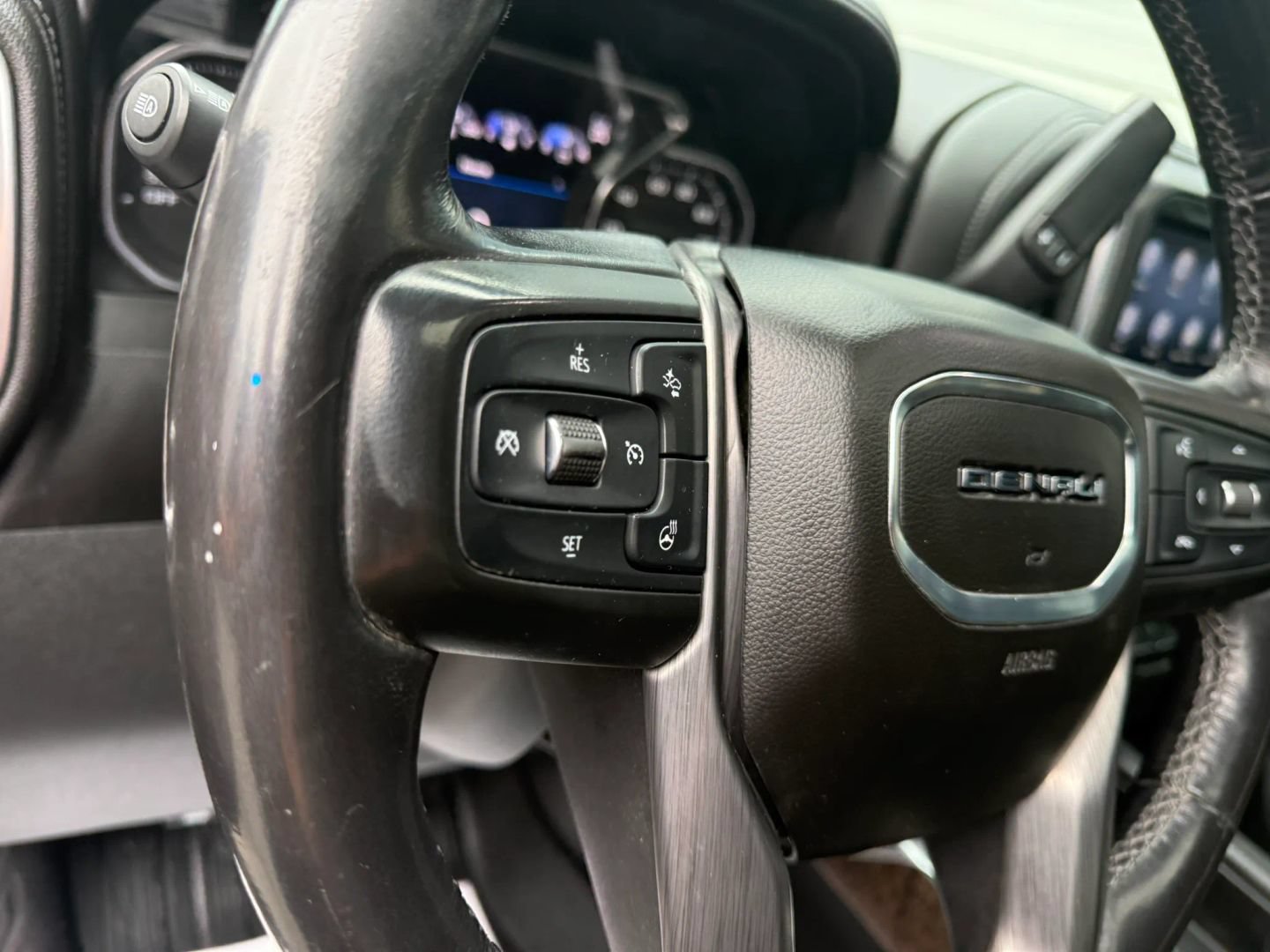 Used 2019 GMC Sierra 1500 Denali w/ Driver Alert Package II AWD/4WD image 22