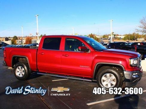 Used 2018 GMC Sierra 1500 SLE w/ SLE Value Package image 1