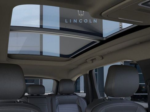 New 2026 Lincoln Nautilus Reserve w/ Jet Appearance Package image 22