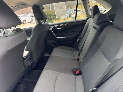 Used 2025 Toyota RAV4 XLE image 25