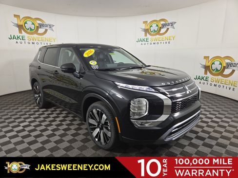 New 2026 Mitsubishi Outlander SE image 1