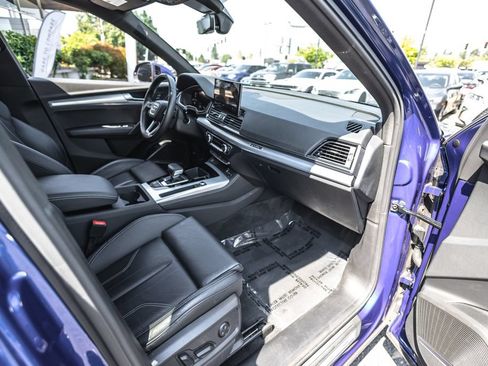 Used 2024 Audi Q5 2.0T Premium Plus w/ Premium Plus Package AWD/4WD image 25