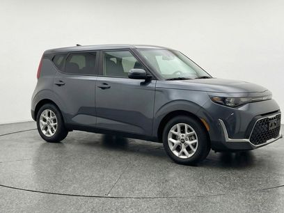 Used 2025 Kia Soul LX w/ LX Technology Package