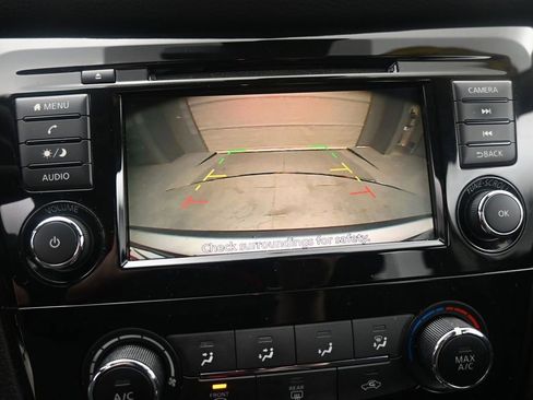 Used 2020 Nissan Rogue Sport S w/ Appearance Package FWD image 20