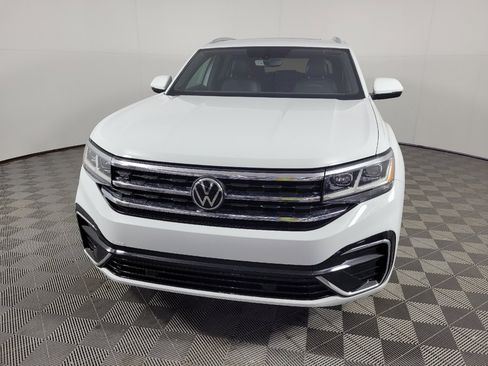 Used 2021 Volkswagen Atlas Cross Sport SE w/ Panoramic Sunroof Package FWD image 15