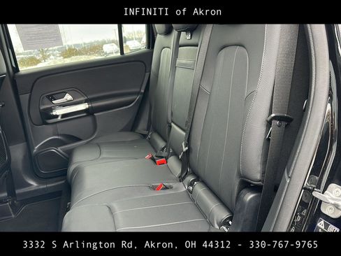 Used 2024 Mercedes-Benz GLB 250 4MATIC image 36