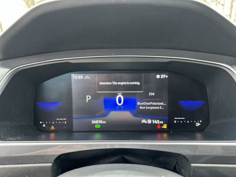 Used 2022 Volkswagen Tiguan SE image 19