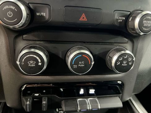 Used 2021 RAM 1500 Big Horn AWD/4WD image 16