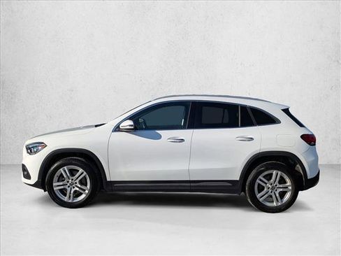Used 2022 Mercedes-Benz GLA 250 4MATIC image 9