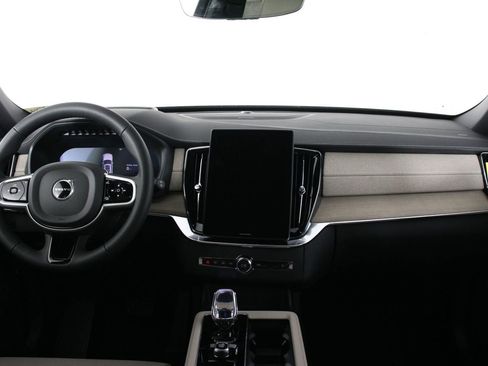 New 2026 Volvo XC90 T8 Ultra w/ Protection Package Premier AWD/4WD image 5