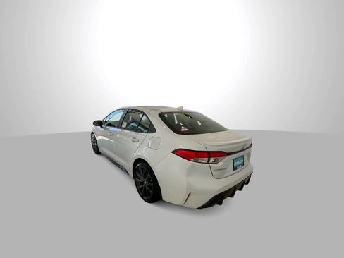 Certified 2025 Toyota Corolla SE image 6