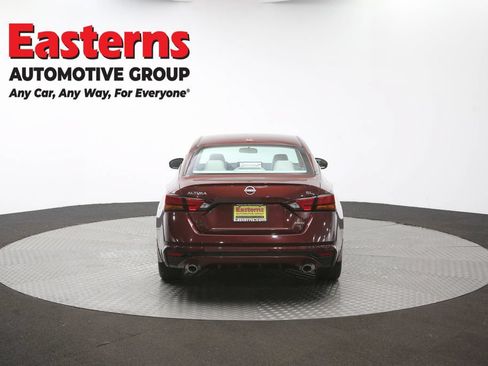 Used 2024 Nissan Altima 2.5 SL AWD/4WD image 38