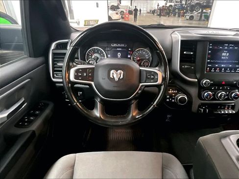 Used 2021 RAM 1500 Big Horn AWD/4WD image 17