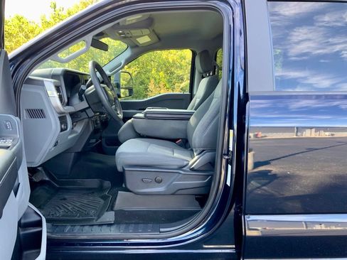 Used 2024 Ford F250 XL w/ STX Appearance Package AWD/4WD image 13
