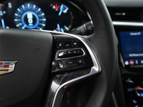 Used 2018 Cadillac XTS Vsport Platinum image 21