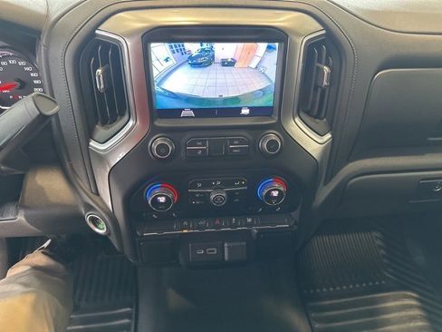 Used 2020 Chevrolet Silverado 1500 RST image 11