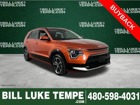 Used 2023 Kia Niro SX image 1