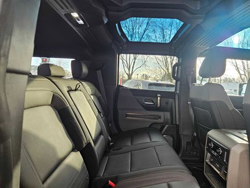 Used 2024 GMC Hummer EV 3X image 15