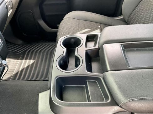 Used 2021 Chevrolet Silverado 1500 Custom Trail Boss w/ Safety Confidence Package AWD/4WD image 15