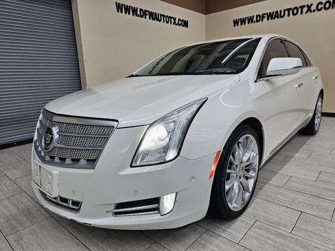 Used 2015 Cadillac XTS Platinum image 2