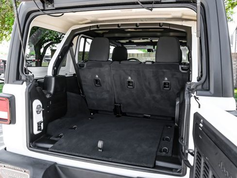 Used 2022 Jeep Wrangler Unlimited Sport image 62