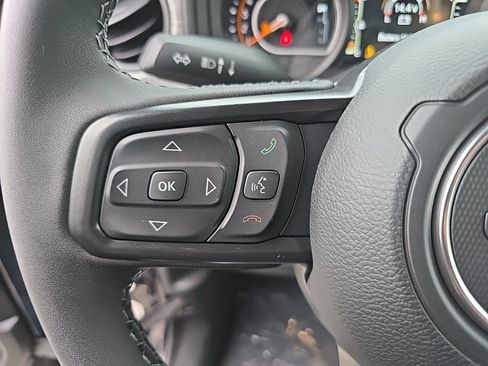 New 2026 Jeep Gladiator Sport image 25