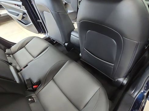 Used 2024 MAZDA MAZDA3 s FWD image 12