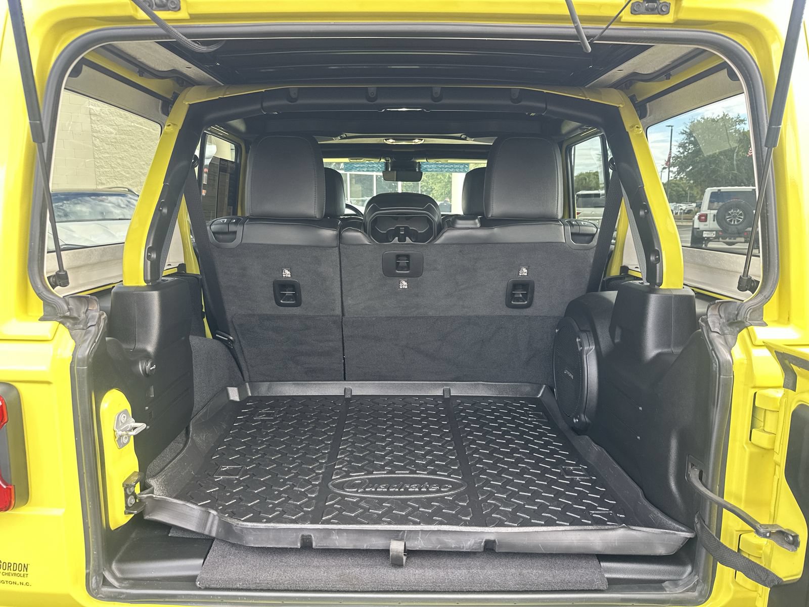 Used 2023 Jeep Wrangler Unlimited Rubicon 392 AWD/4WD image 32