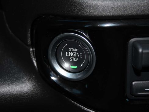 Used 2025 Chevrolet Silverado 1500 RST w/ Convenience Package II AWD/4WD image 40