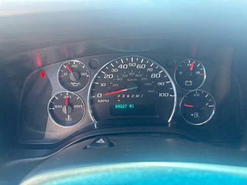 Used 2020 GMC Savana 2500 w/ Driver Convenience Package RWD image 26