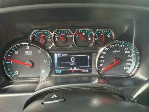 Used 2018 Chevrolet Silverado 1500 LT w/ All Star Edition AWD/4WD image 32