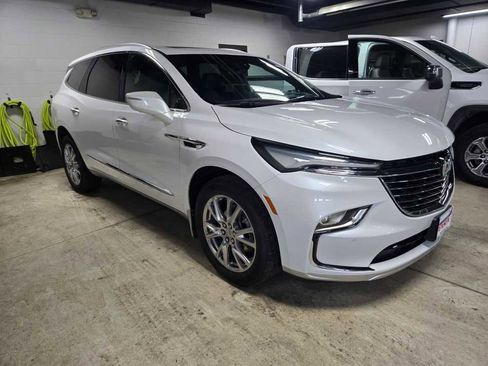 Certified 2023 Buick Enclave Premium w/ Experience Buick Package image 3