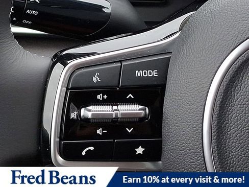 New 2026 Kia Carnival EX image 14