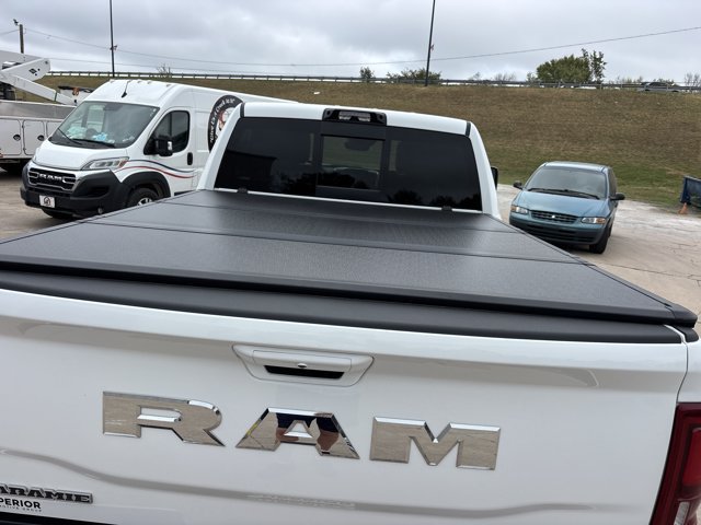 Used 2025 RAM 2500 Laramie AWD/4WD image 6