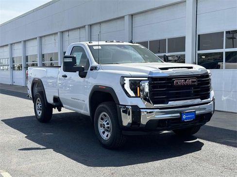 Used 2025 GMC Sierra 2500 Pro image 3