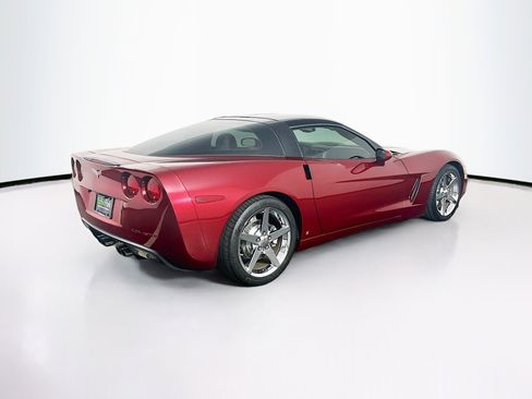 Used 2007 Chevrolet Corvette Coupe w/ Preferred Equipment Group RWD image 9