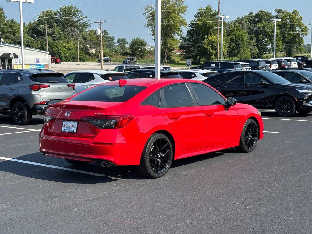 Used 2024 Honda Civic Sport image 3