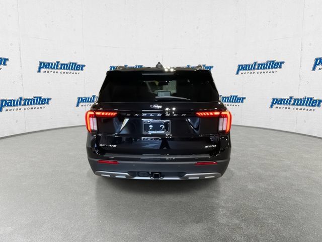 Used 2026 Ford Explorer Active w/ Active Comfort Package AWD/4WD image 9