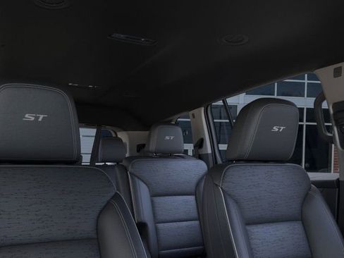 New 2025 Buick Enclave Sport Touring w/ LPO, All-Weather Package image 24