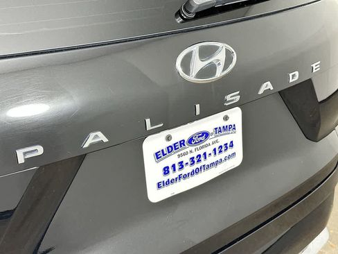 Used 2022 Hyundai Palisade Limited FWD image 7