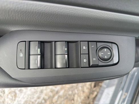 New 2026 Toyota Prius LE image 21