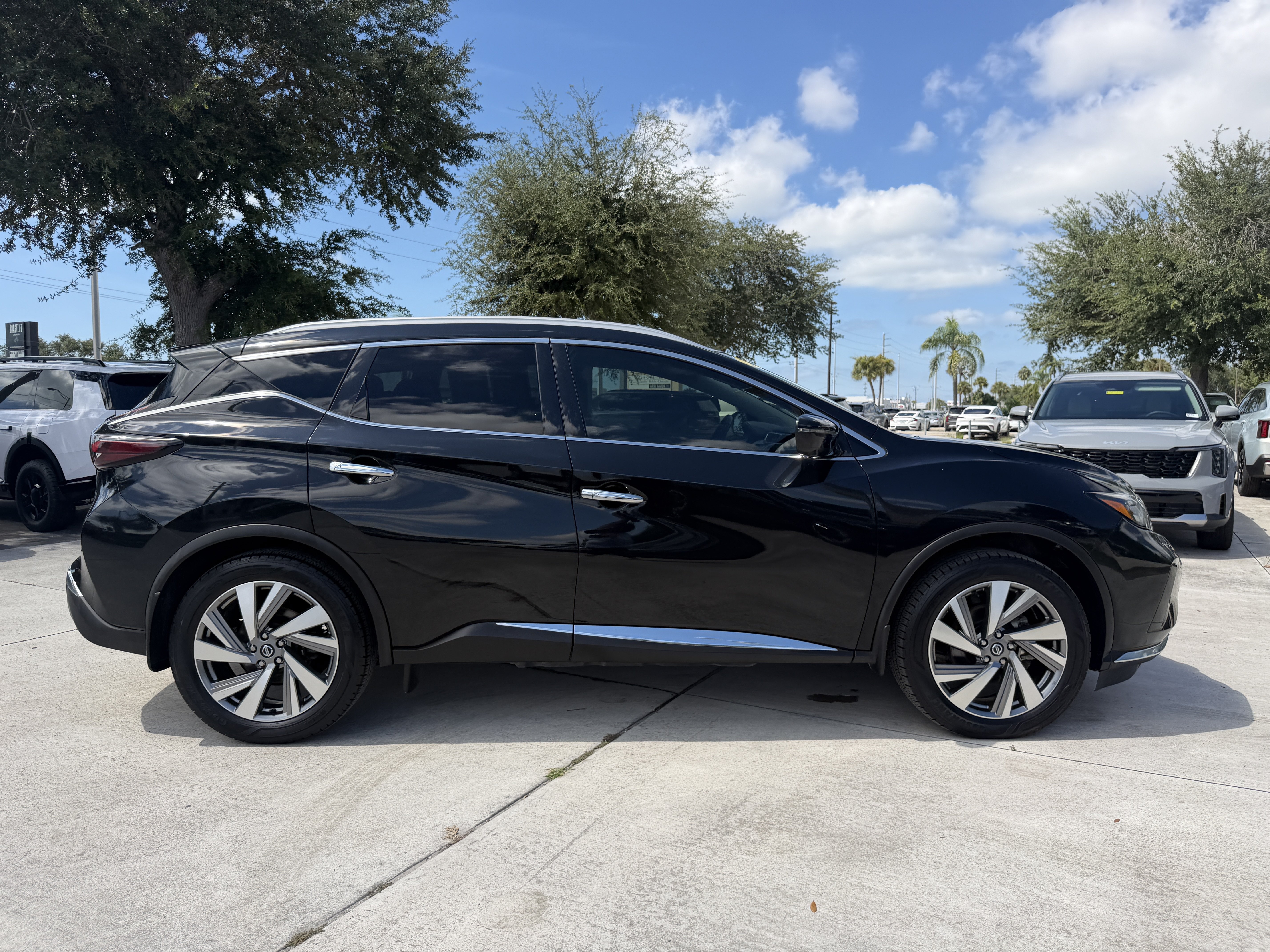 Used 2021 Nissan Murano SL FWD image 3