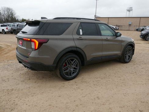 New 2026 Ford Explorer ST w/ Sun And Sound Package image 4